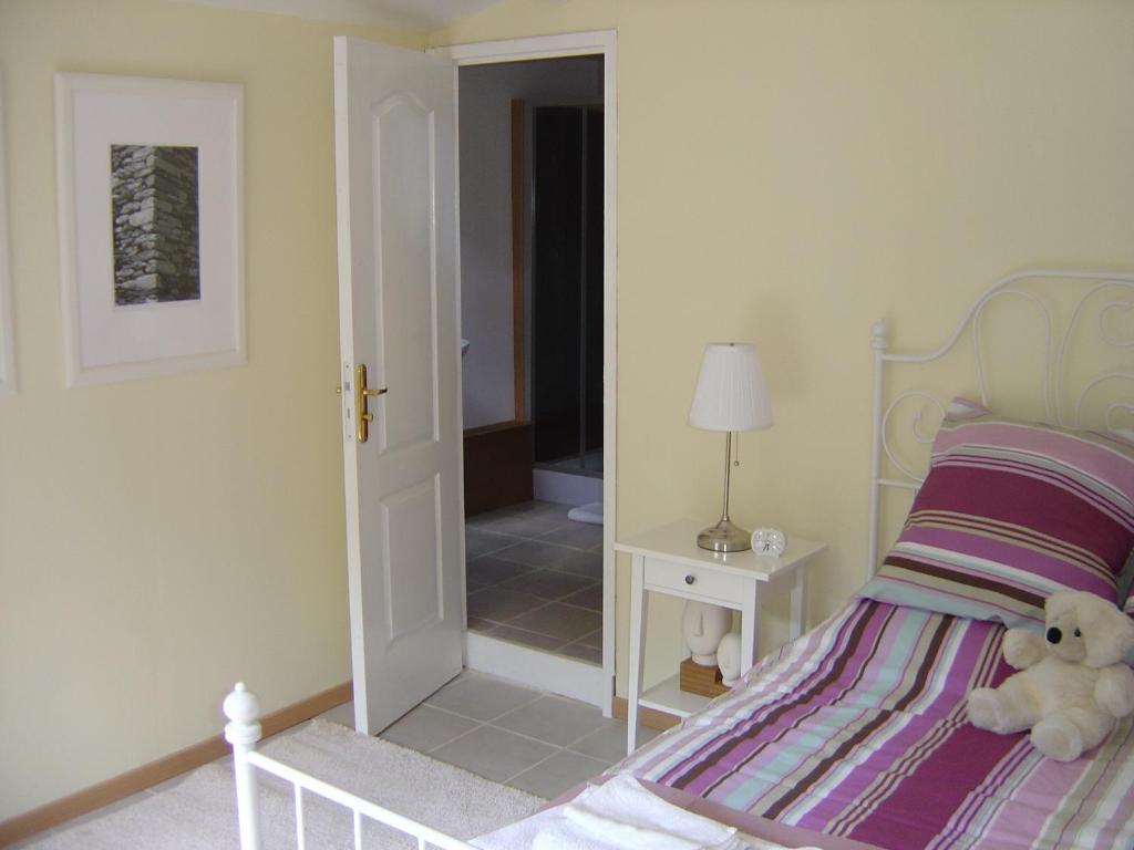 Aux Quatre Saisons Axat Bed & Breakfast Bilik gambar