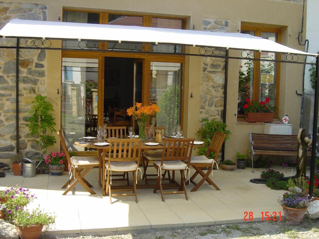 Aux Quatre Saisons Axat Bed & Breakfast Luaran gambar