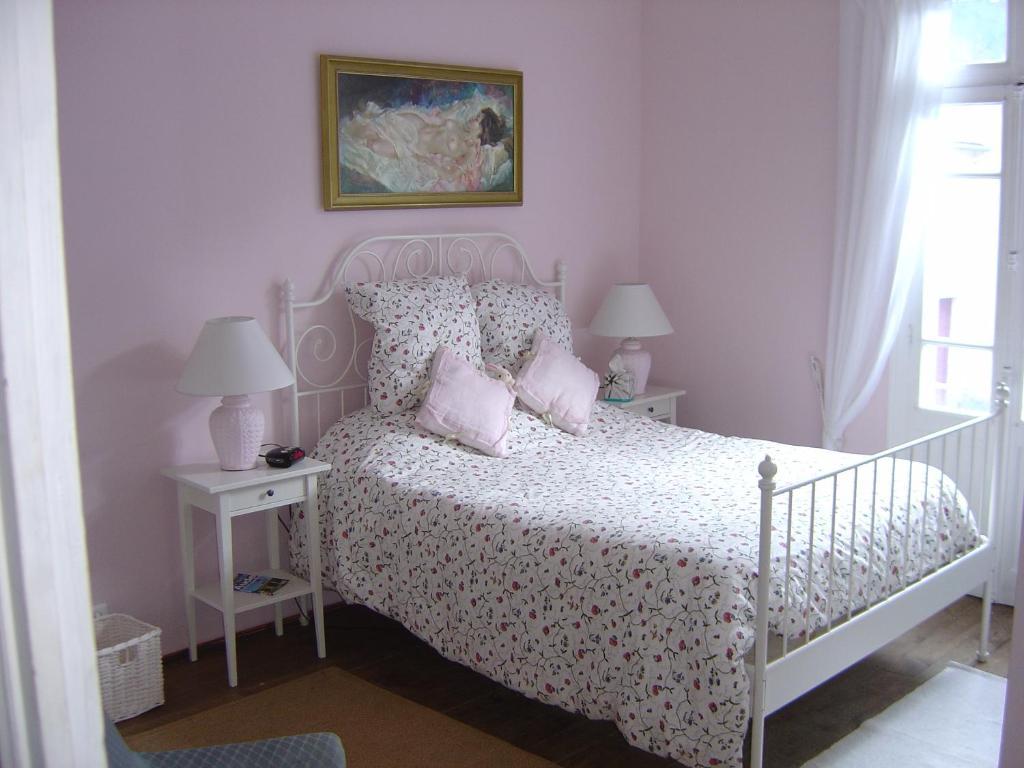 Aux Quatre Saisons Axat Bed & Breakfast Bilik gambar