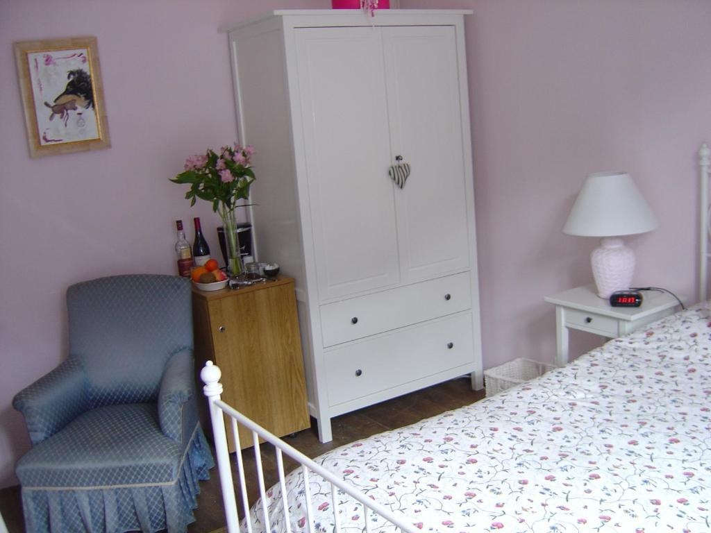 Aux Quatre Saisons Axat Bed & Breakfast Bilik gambar