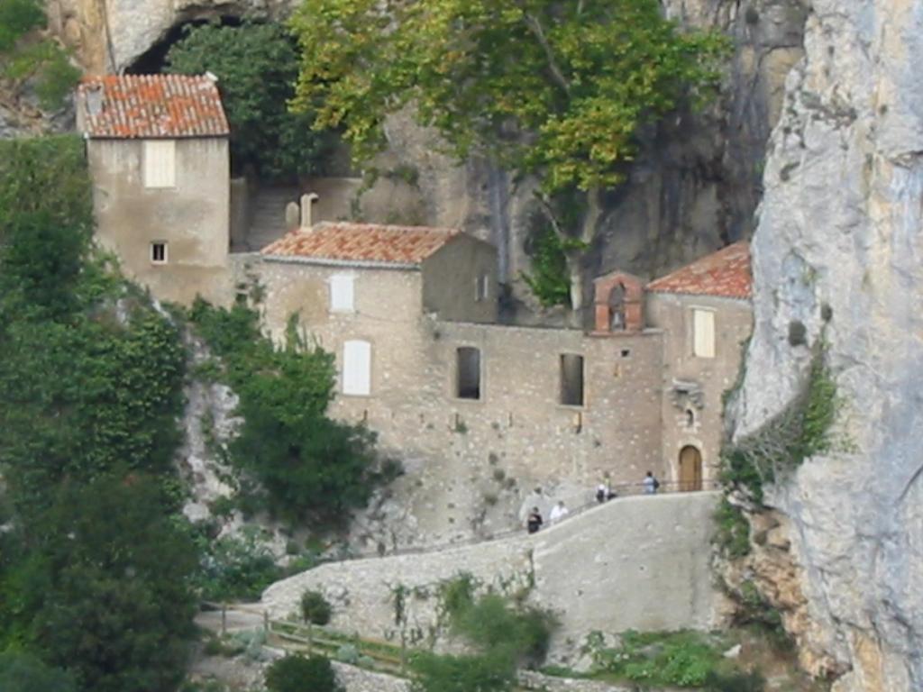 Aux Quatre Saisons Axat Bed & Breakfast Luaran gambar