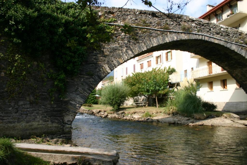 Aux Quatre Saisons Axat Bed & Breakfast Luaran gambar